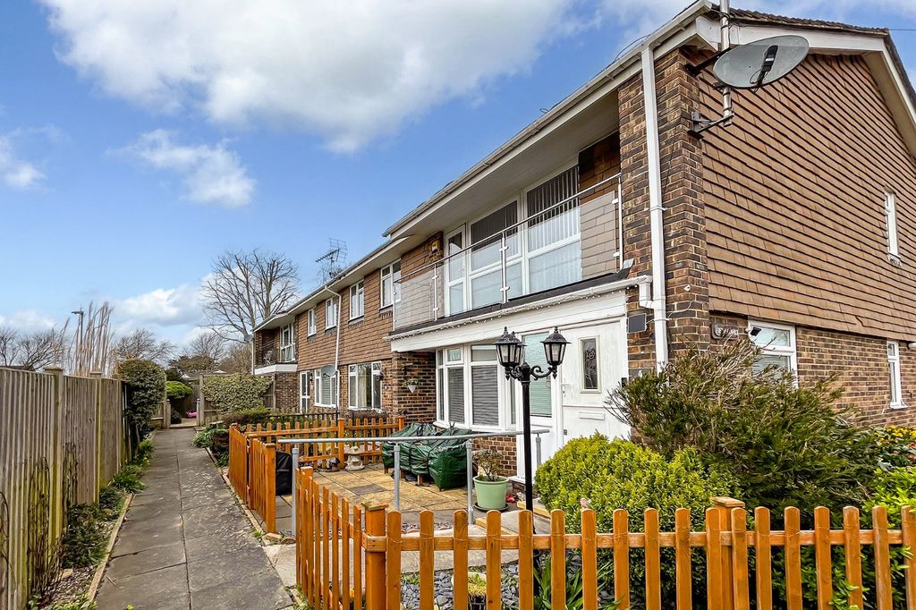 Property photo 1 of 12 Picture No. 17