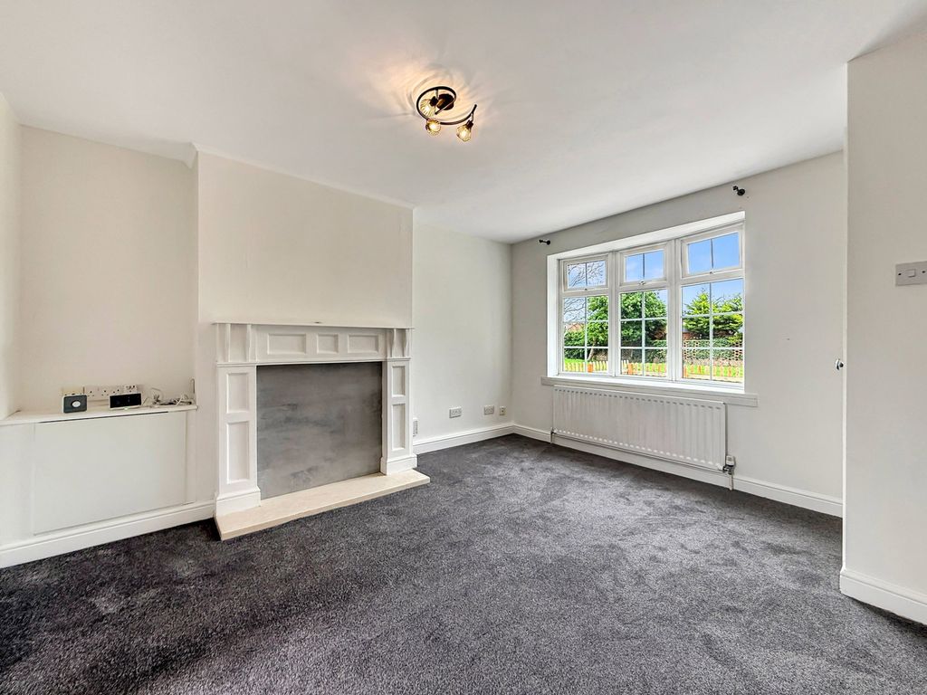 Property photo 3 of 25