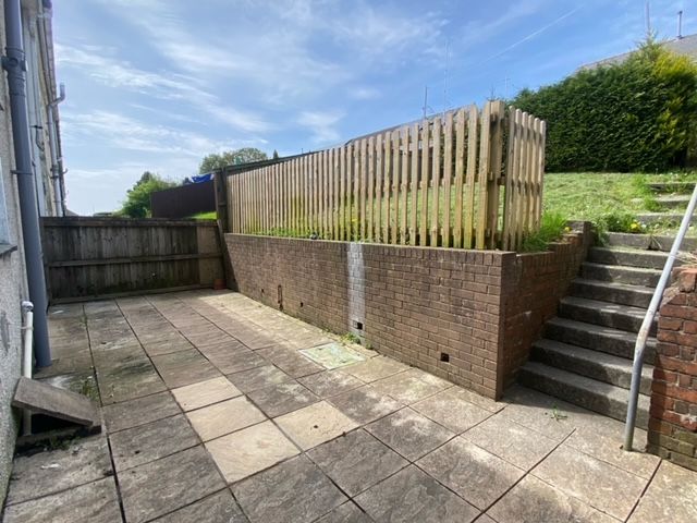 Property photo 3 of 16 Garden