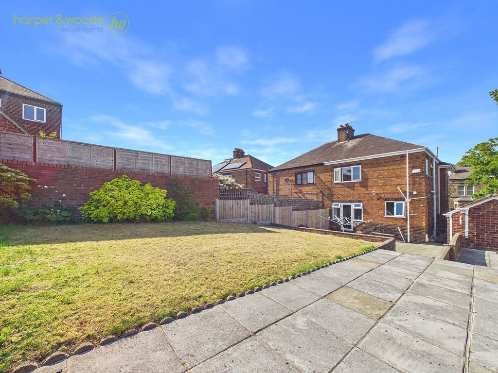 Property photo 2 of 26