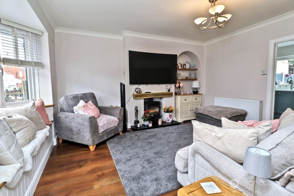 Property photo 2 of 23 5248225