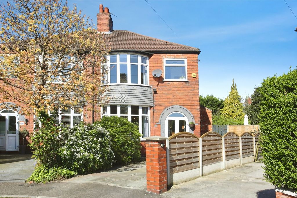 Property photo 1 of 34 Picture No. 52