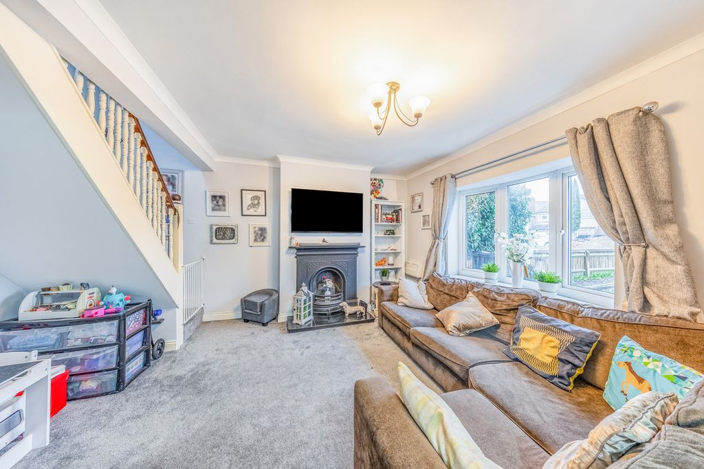 Property photo 3 of 18