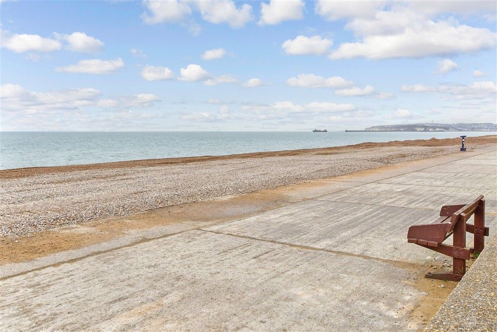 Property photo 3 of 9 Surrounding Area