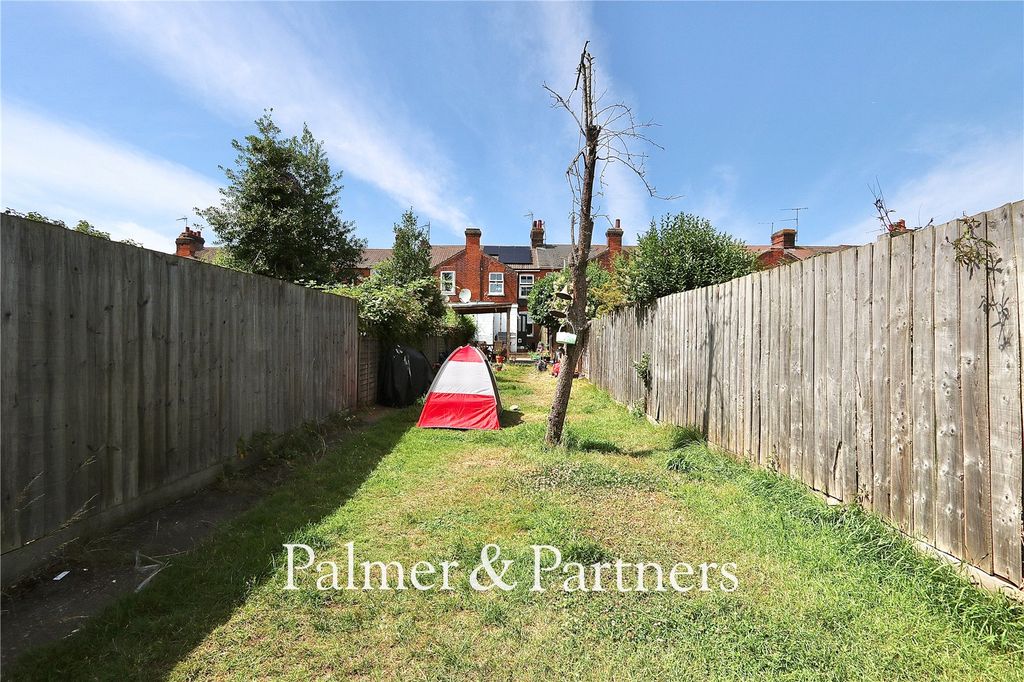 Property photo 2 of 24 Picture No. 05