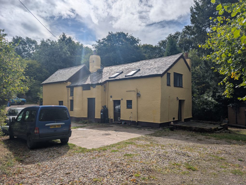 Property photo 3 of 40