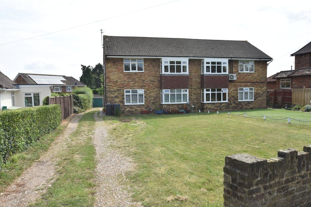 Property photo 1 of 12 Front