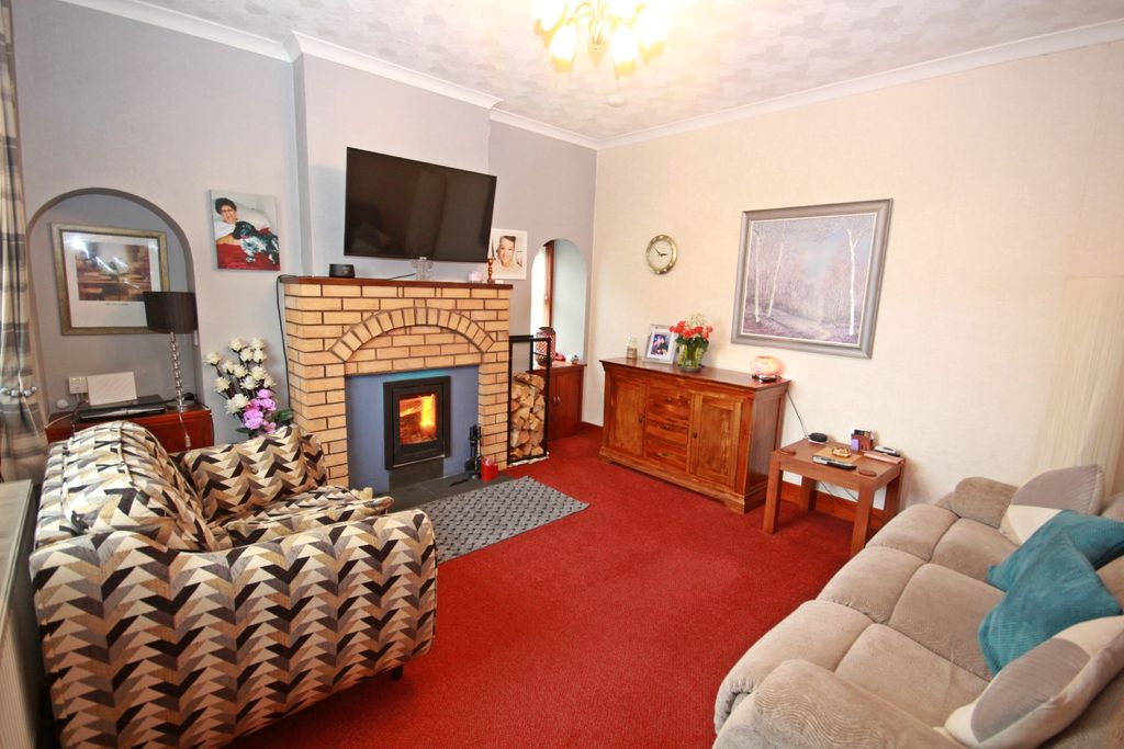 Property photo 3 of 15