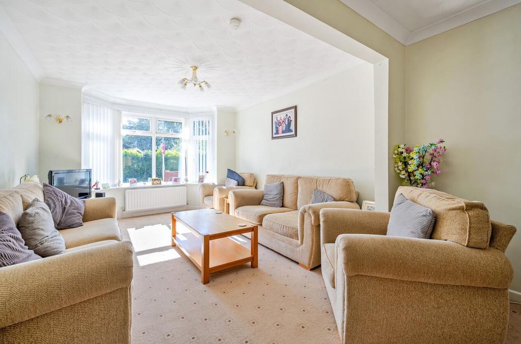 Property photo 2 of 28 1358728-17-68d5586B47B89.Jpg