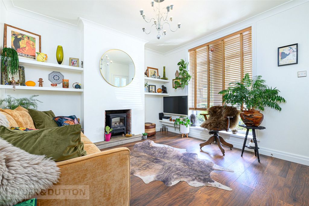 Property photo 2 of 19 Living Room