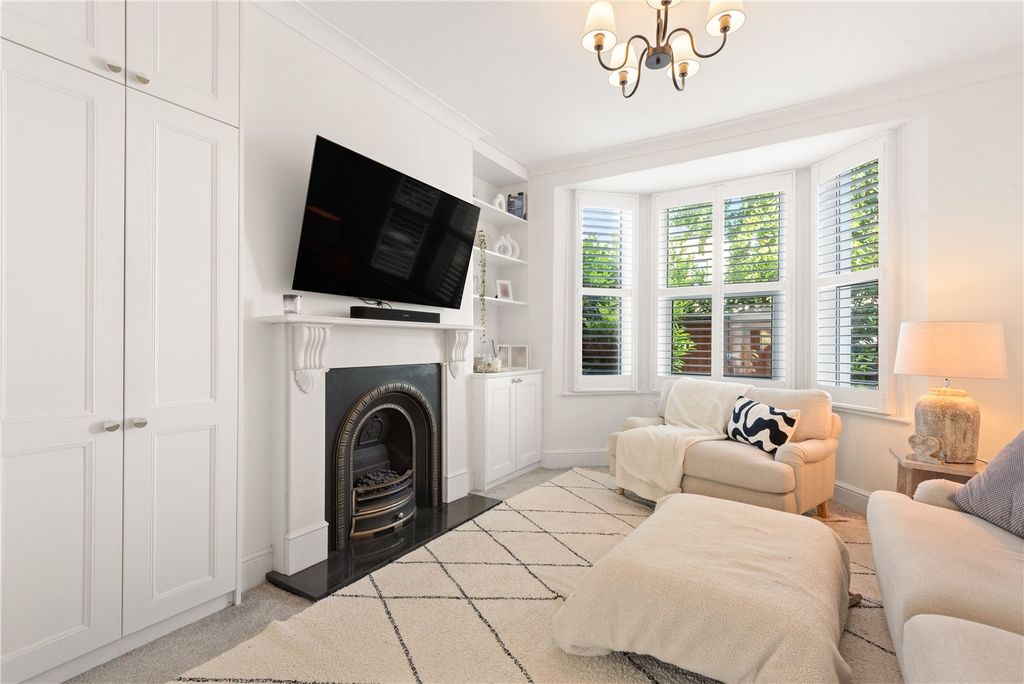 Property photo 2 of 19 Picture No. 01