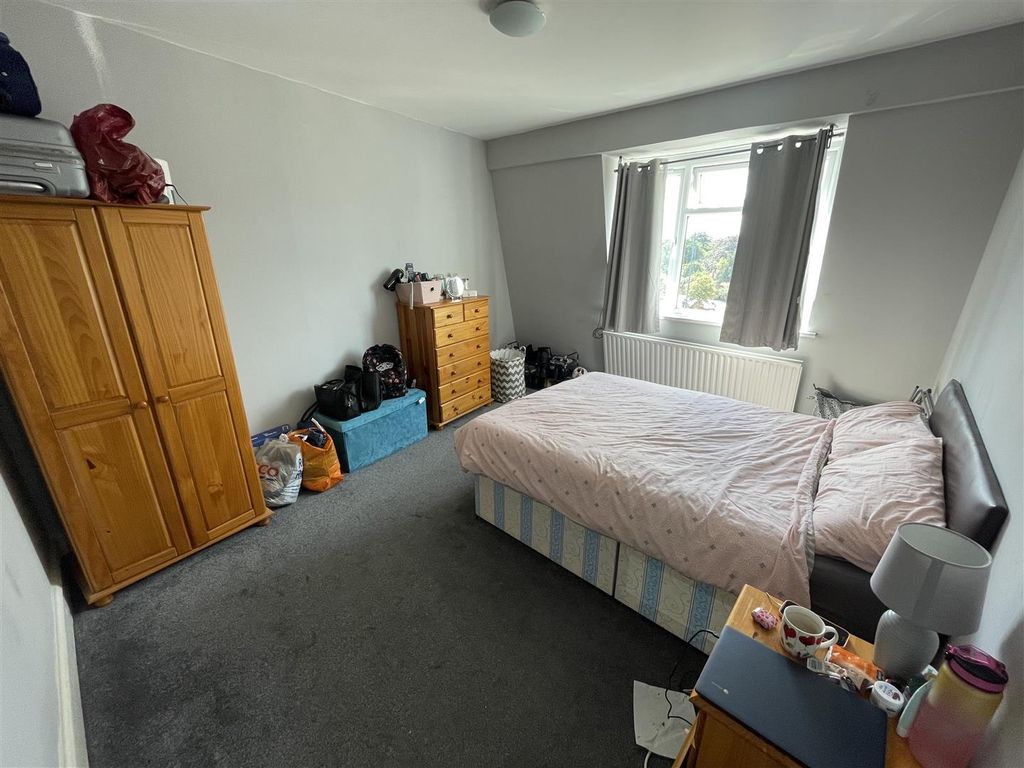 Property photo 3 of 6 Img_5285.Jpg