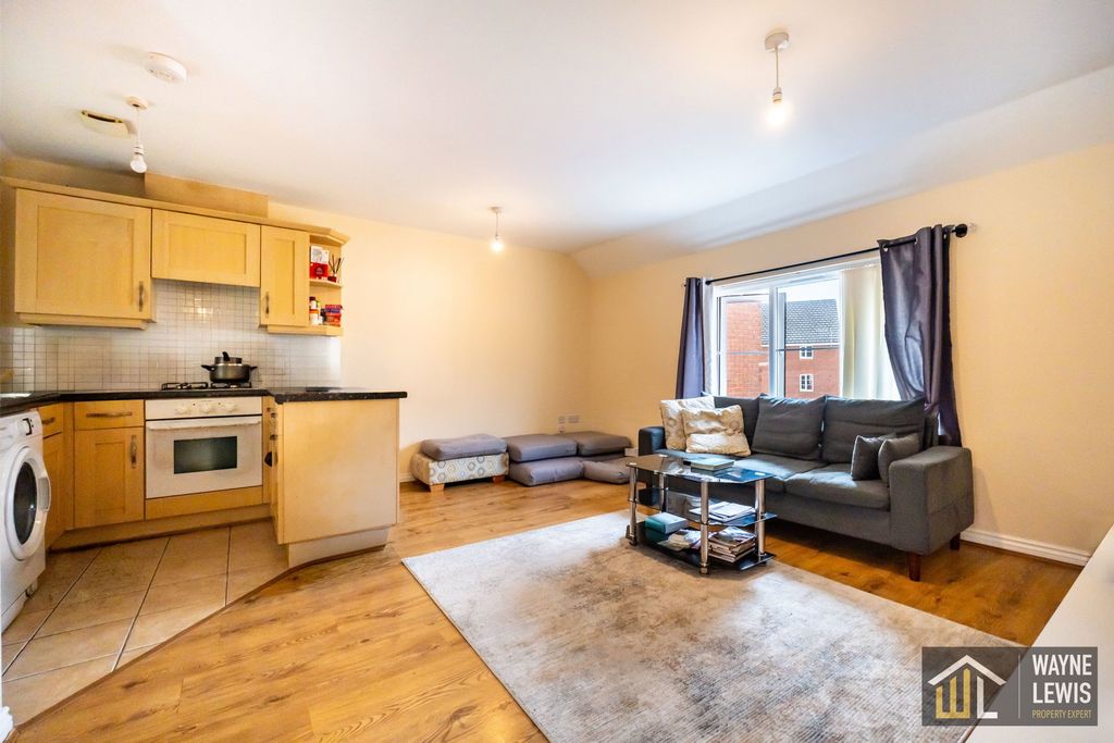 Property photo 2 of 15