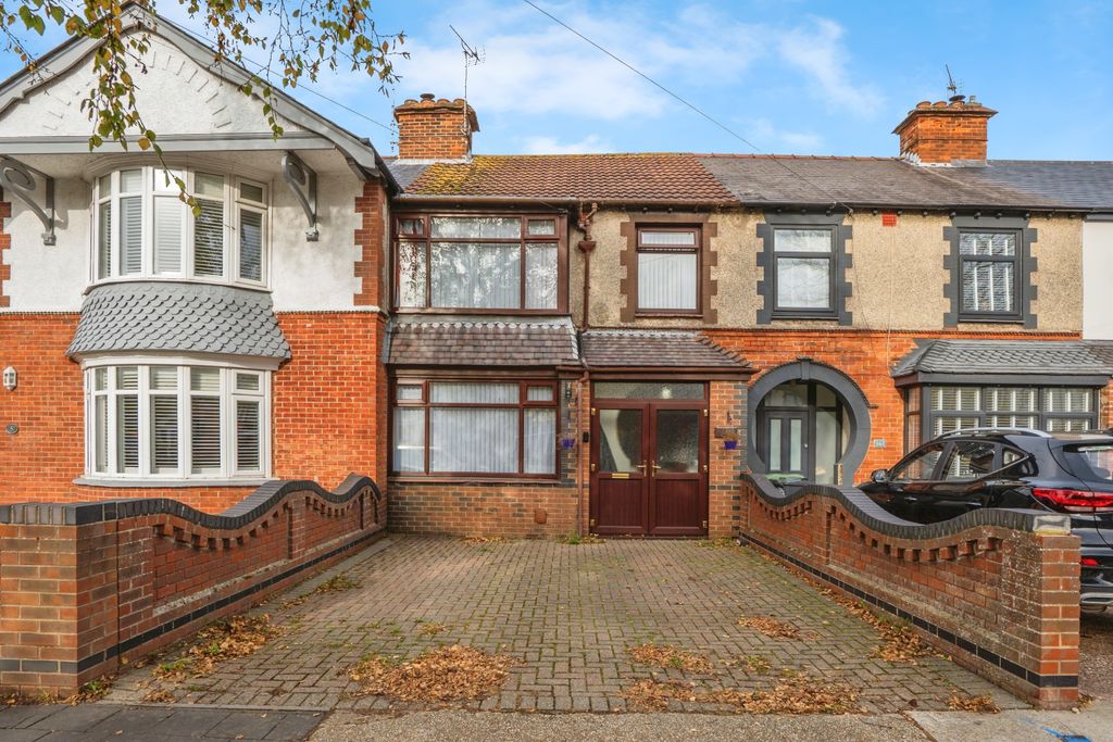 Property photo 1 of 20