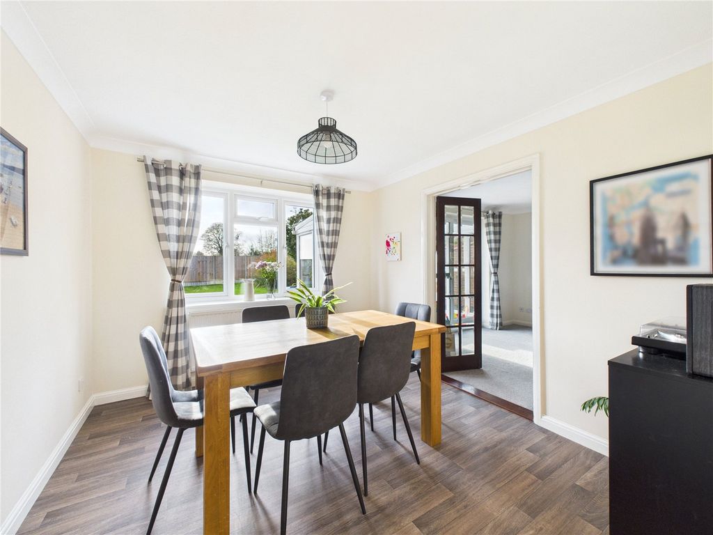 Property photo 3 of 17 3 - Picture No. 05