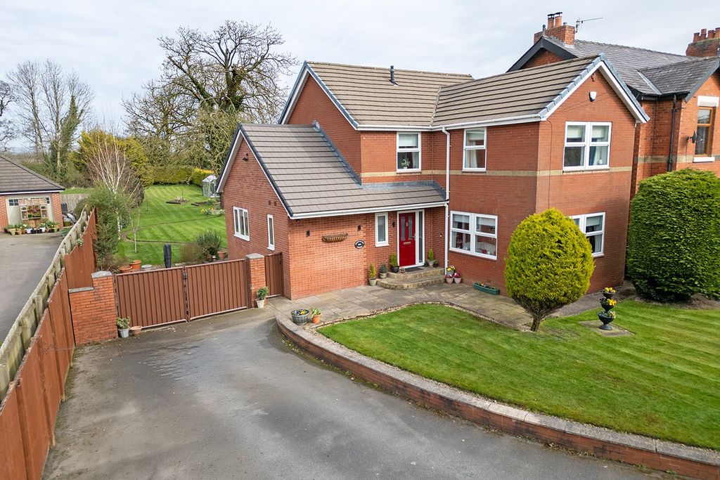 Property photo 1 of 28 5002843