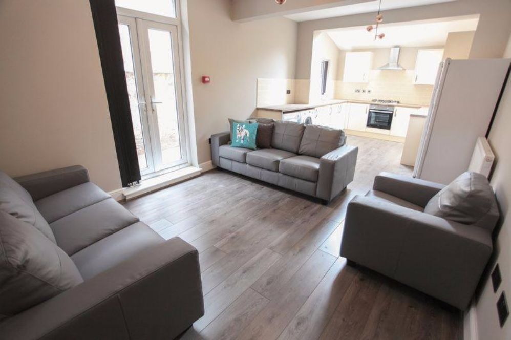 Property photo 3 of 16