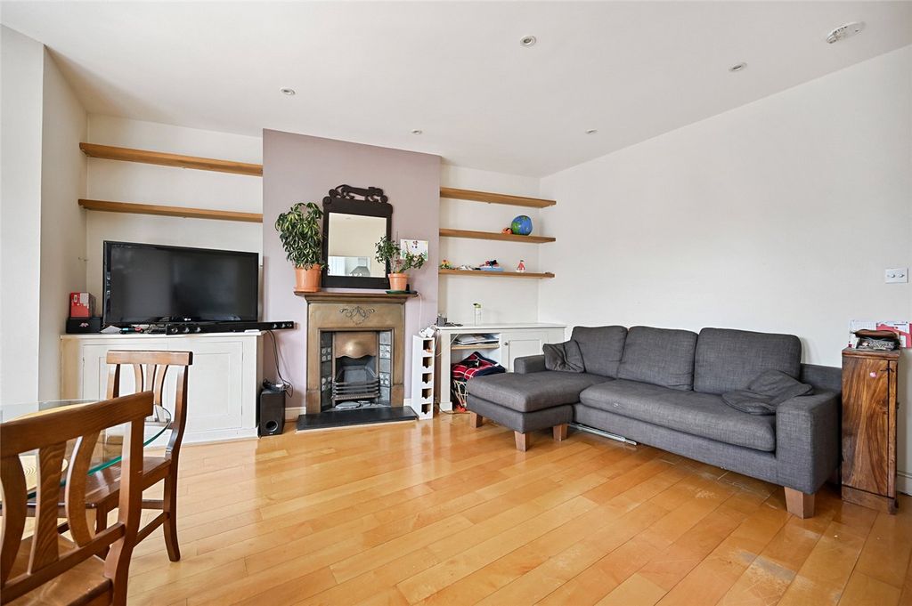 Property photo 3 of 11 Picture No. 07