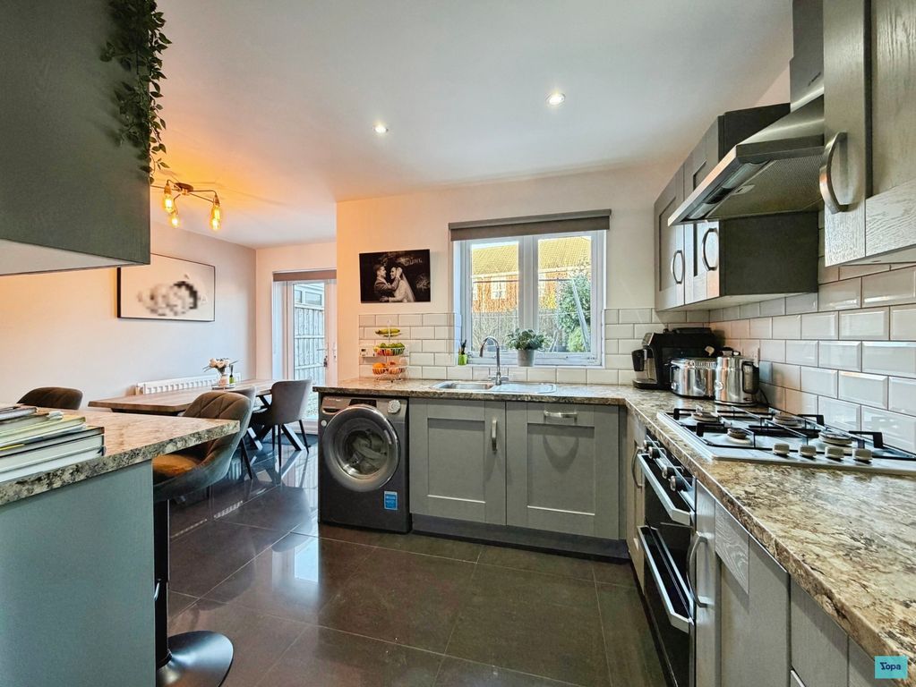 Property photo 2 of 24 13