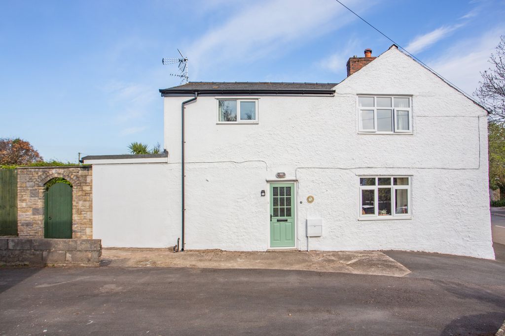 Property photo 1 of 25