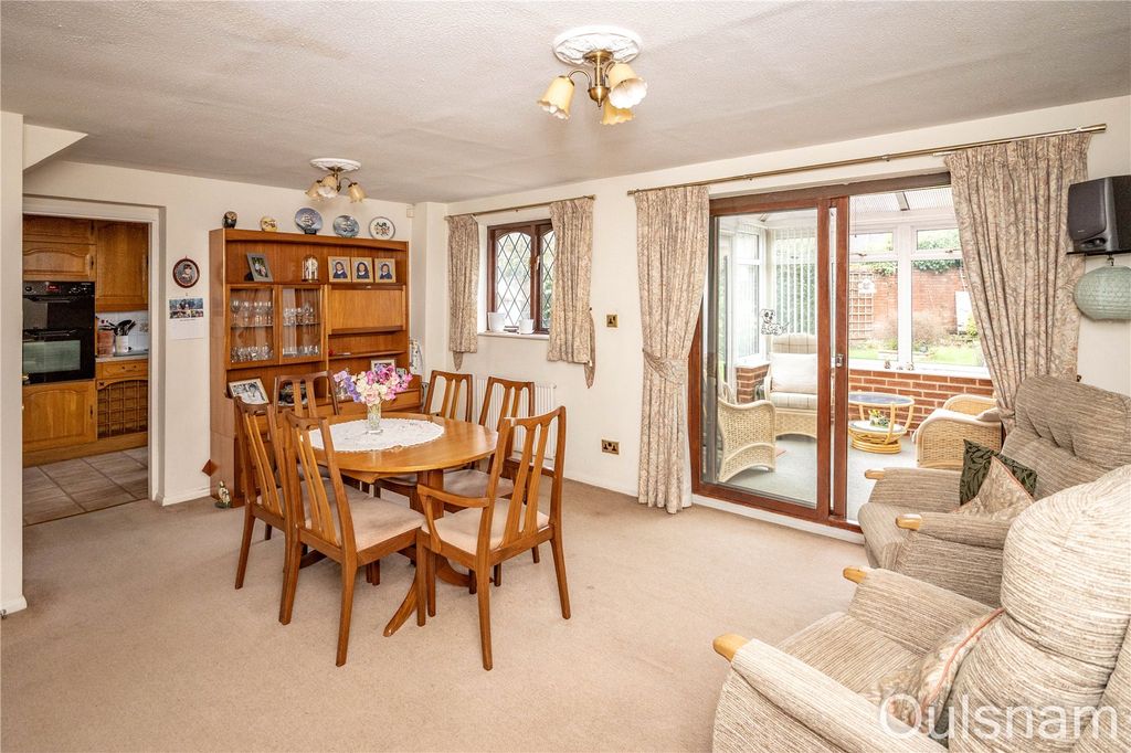 Property photo 2 of 16 Picture No. 17