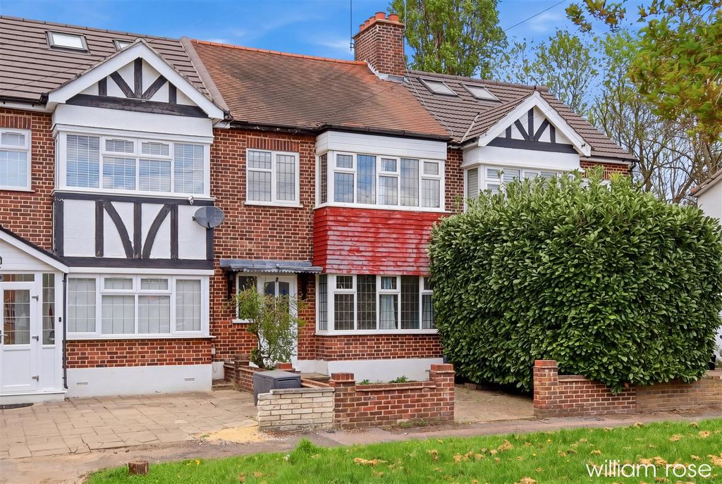 Property photo 2 of 20 005_Img_8779_Reedit_8Dcaf171.Jpg