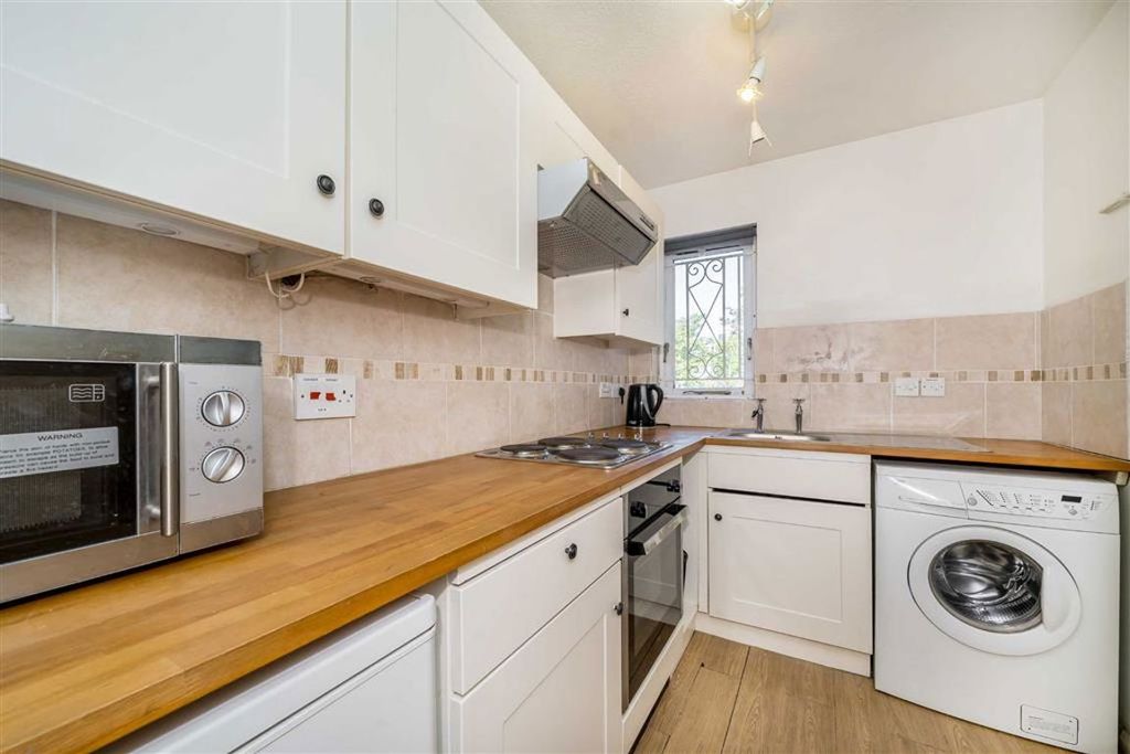 Property photo 3 of 5