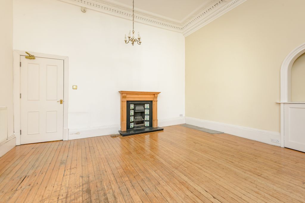 Additional image 5 of 3 bed flat for sale4/2 Rosebery Crescent, West End, Edinburgh EH12
