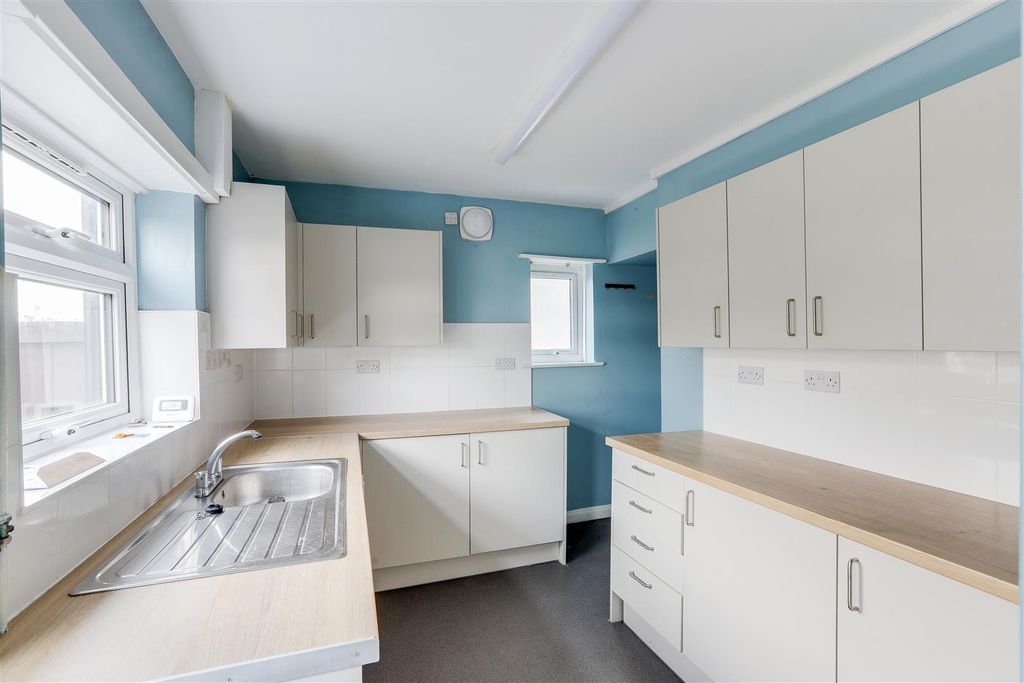 Property photo 2 of 20 271125_16.Jpg