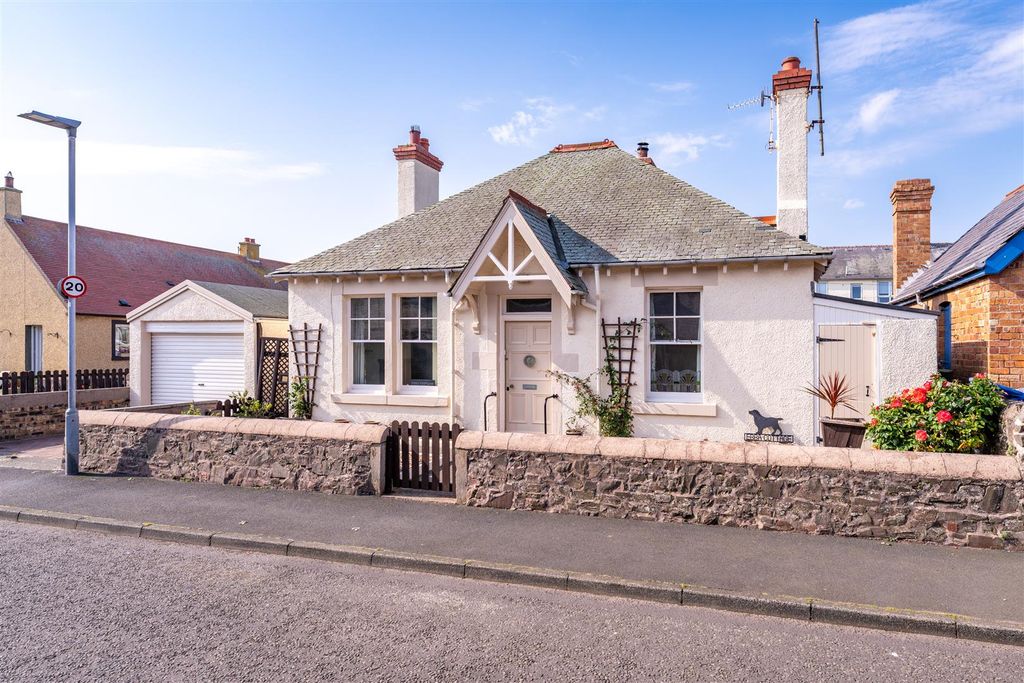 Property photo 1 of 16 Ebba_Cottage-01.Jpg