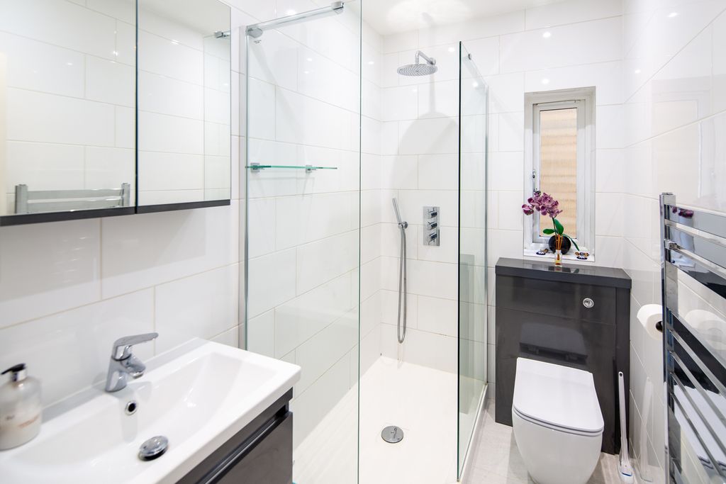 Additional image 18 of 4 bed detached house for saleReedmace Road, Bicester OX26