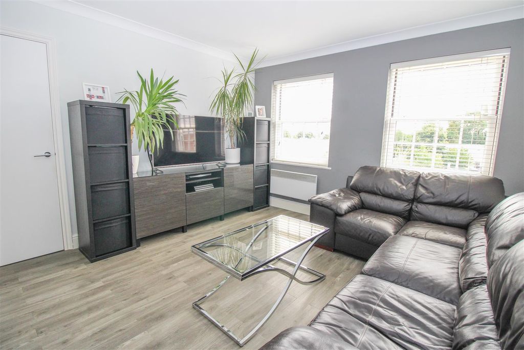 Property photo 3 of 13 Img_3390.Jpg