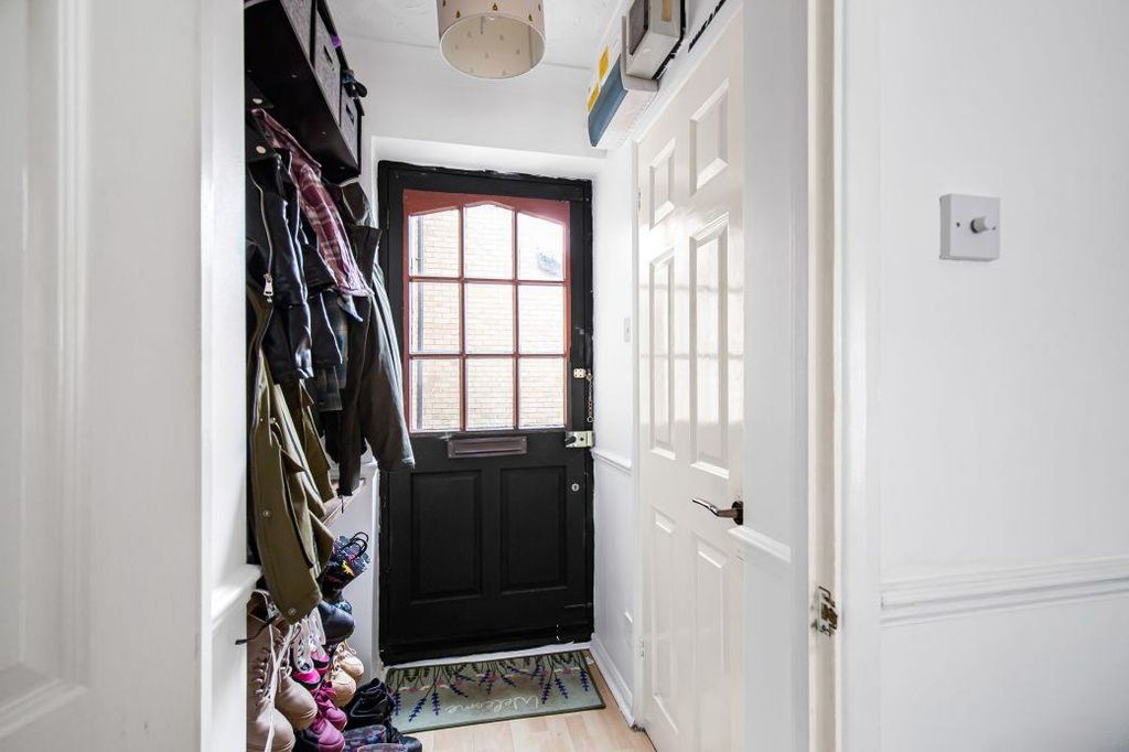 Property photo 3 of 21 17_73714.Jpg