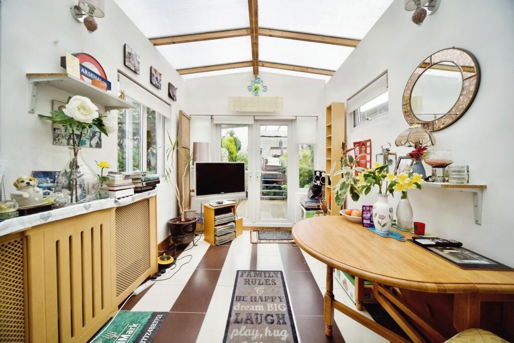 Property photo 2 of 3