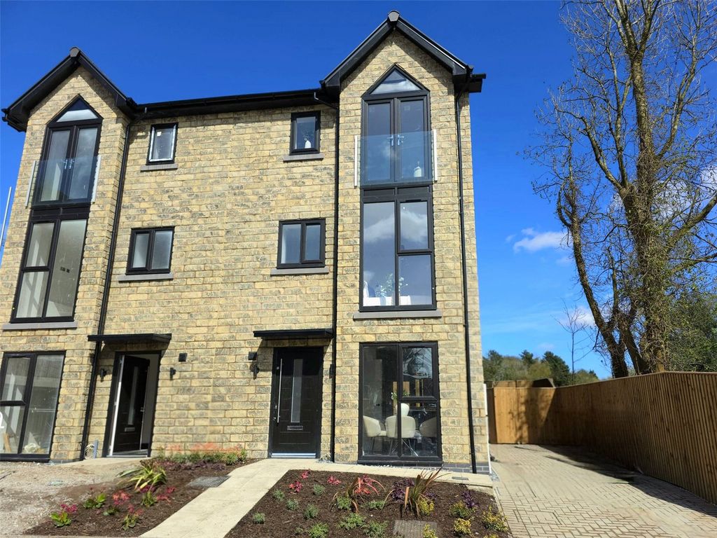 Property photo 1 of 24 Picture No. 25