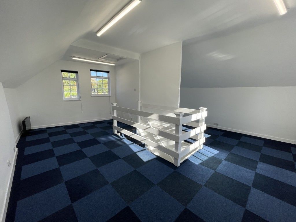 Property photo 3 of 8 Photo 3