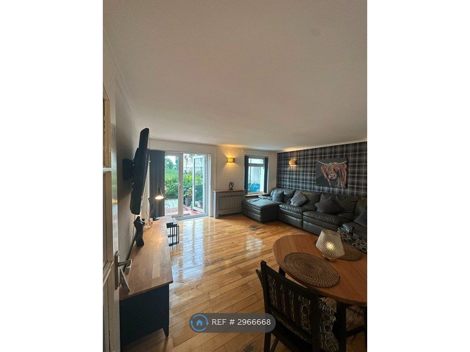 Property photo 3 of 22