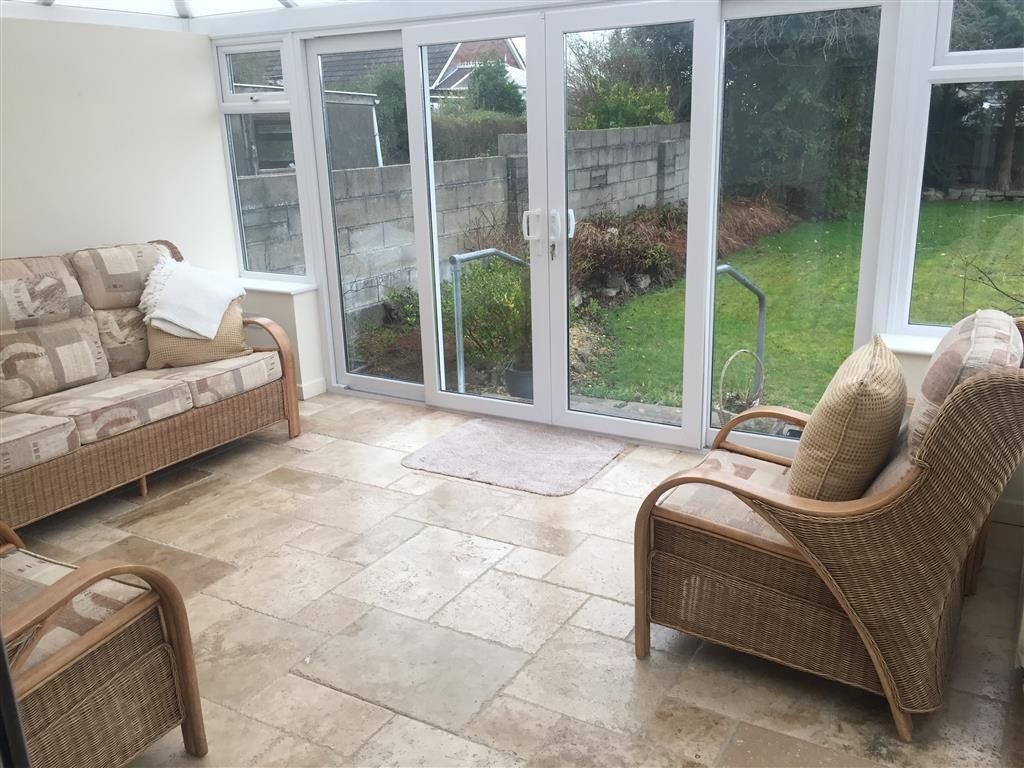 Property photo 1 of 6 Bedroom