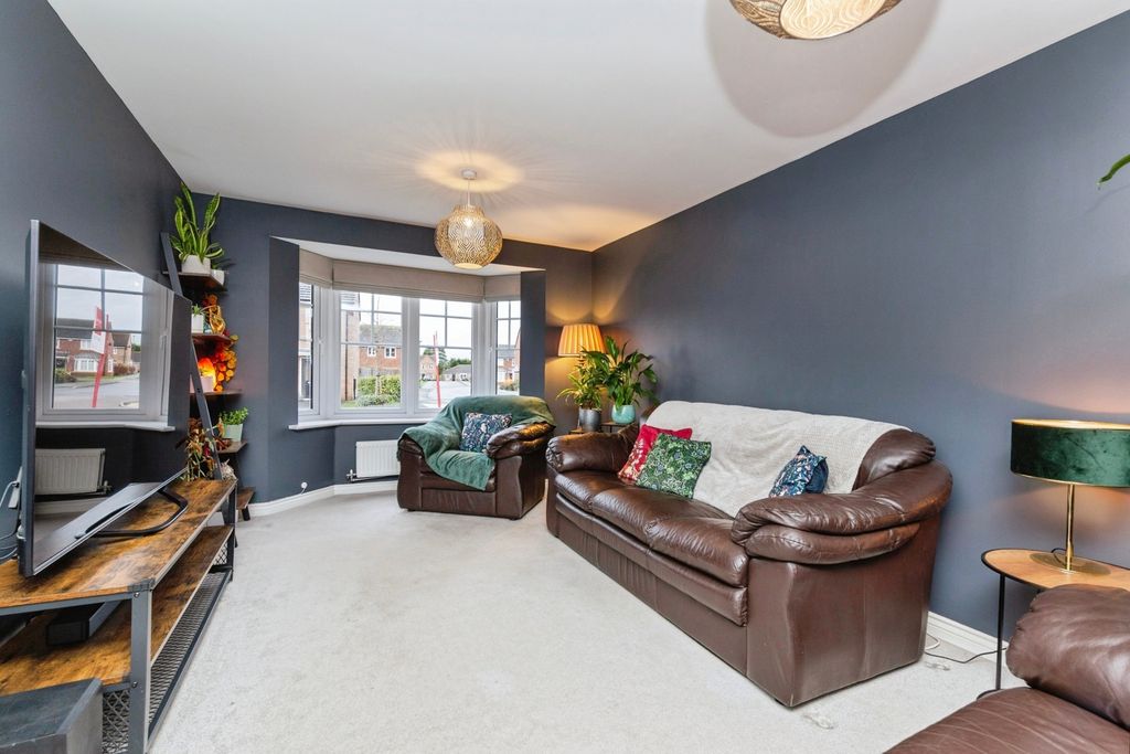 Property photo 2 of 22 Pbox-Img.Jpg