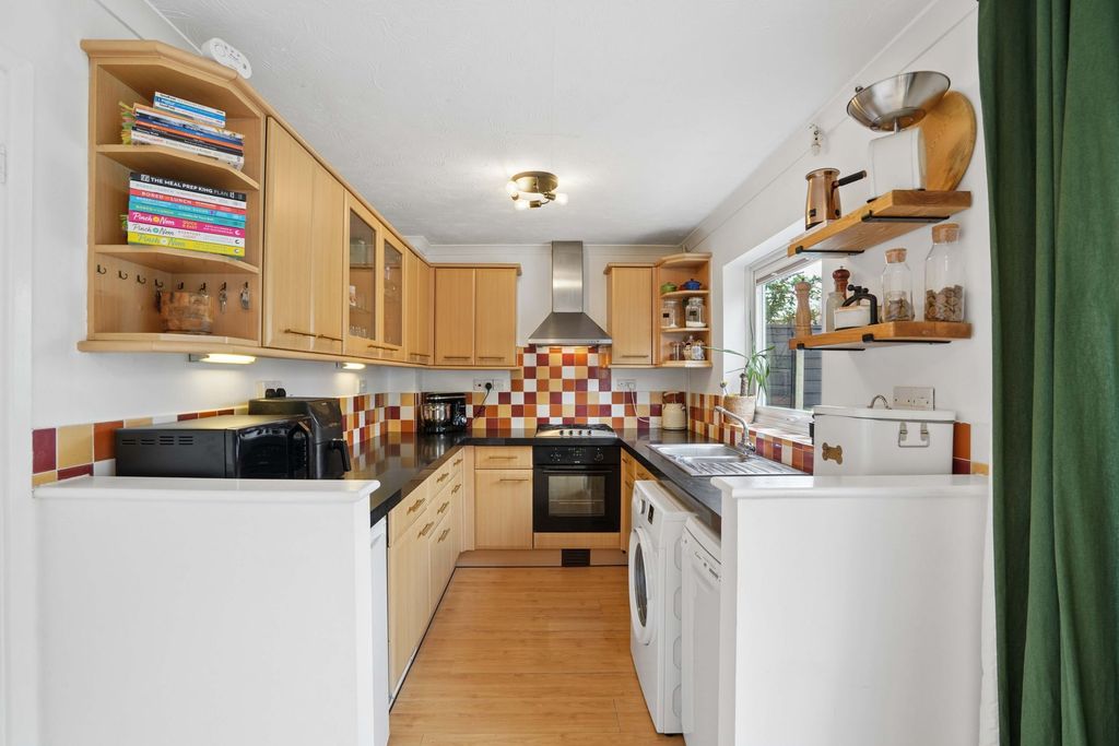 Property photo 3 of 15