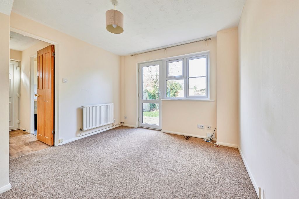 Property photo 3 of 14