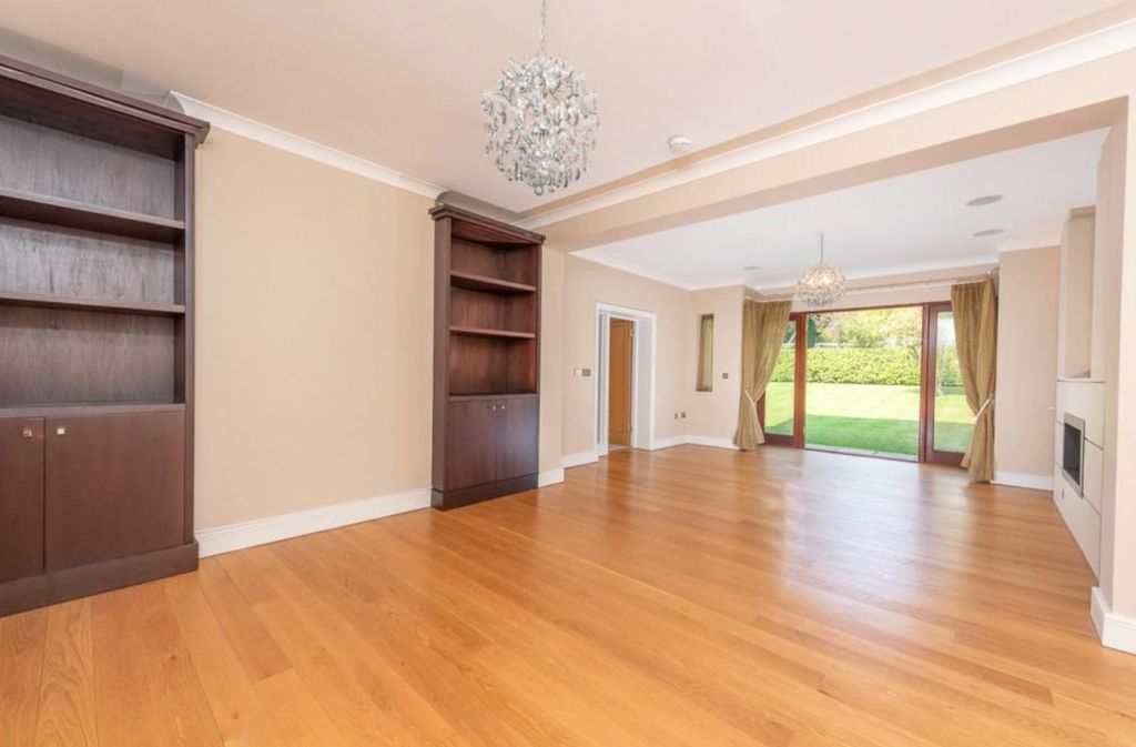 Property photo 3 of 12 Picture No. 06