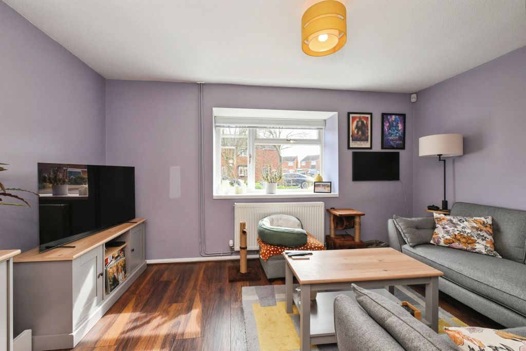 Property photo 3 of 18