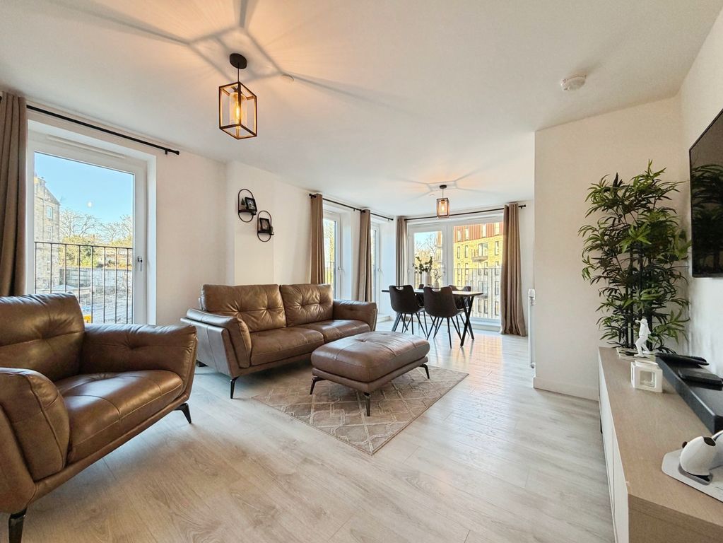 Property photo 2 of 12 Lounge Diner