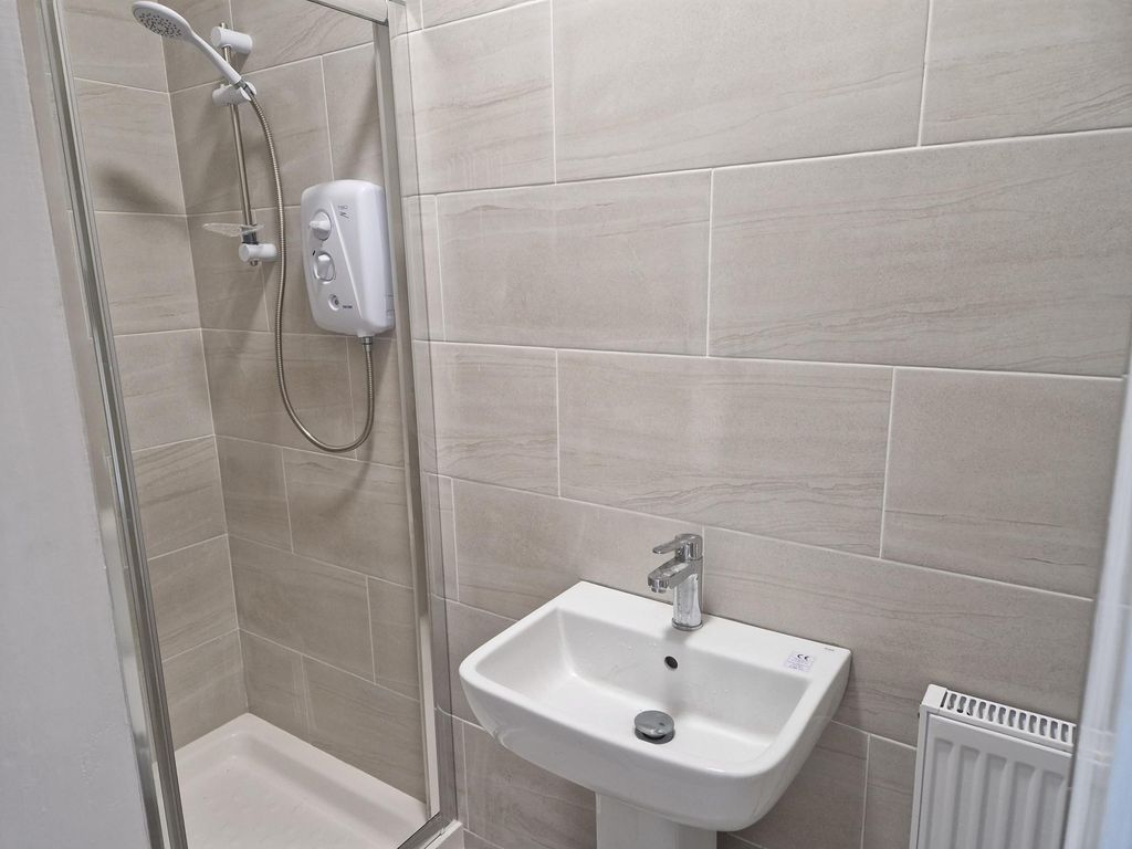 Property photo 3 of 3