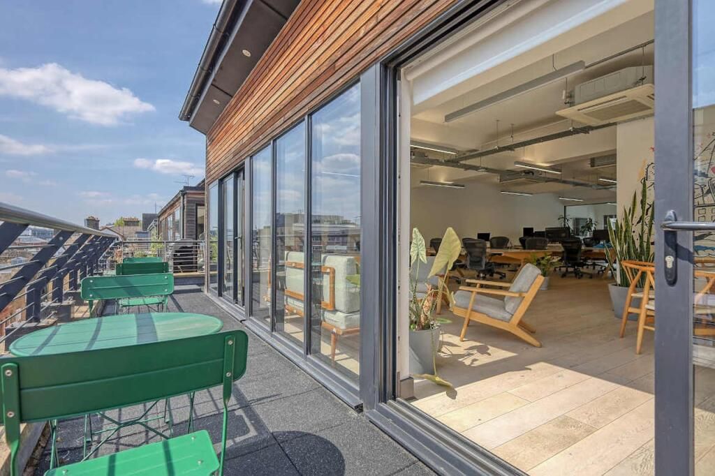 Property photo 3 of 7 Photo 2