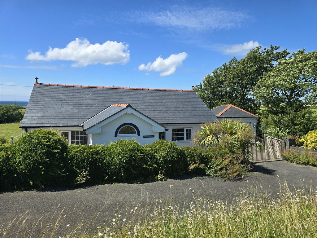 Property photo 1 of 38 Picture No. 03