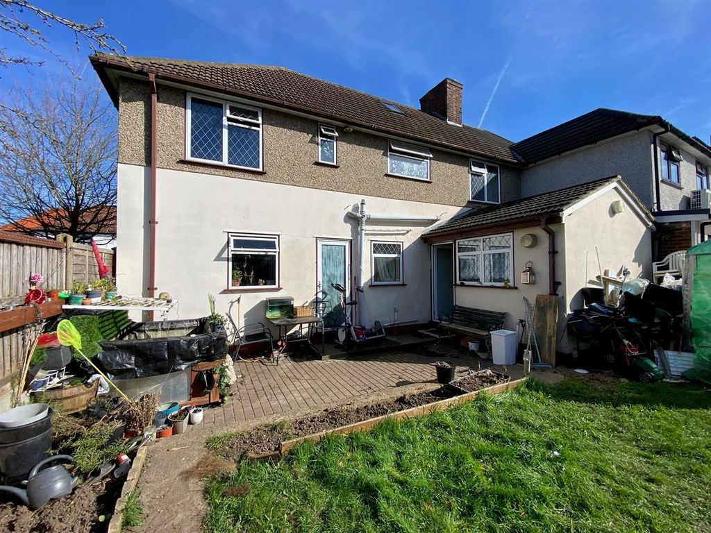 Property photo 2 of 23 H27.Jpg