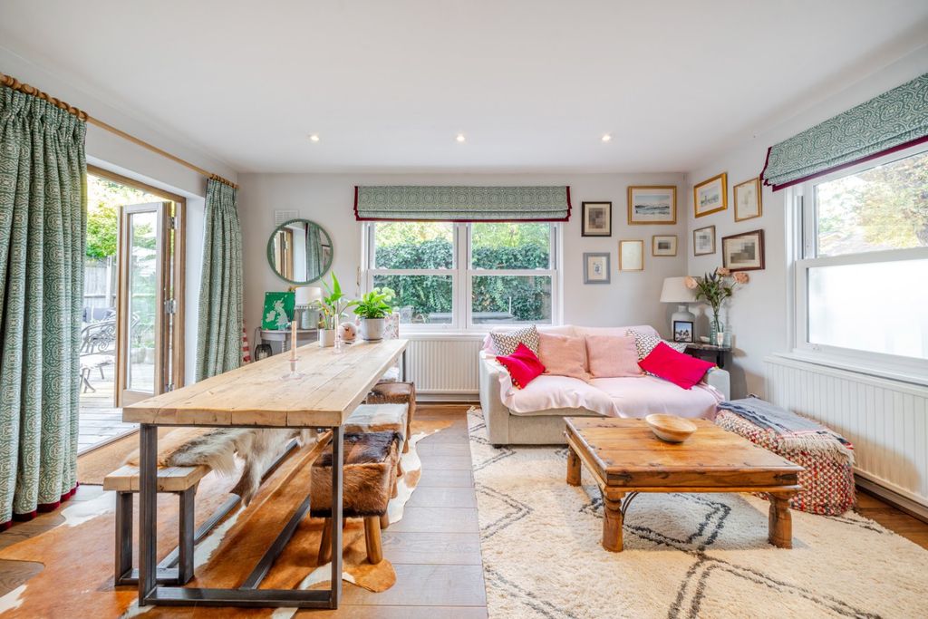 Property photo 2 of 14 Picture No. 08