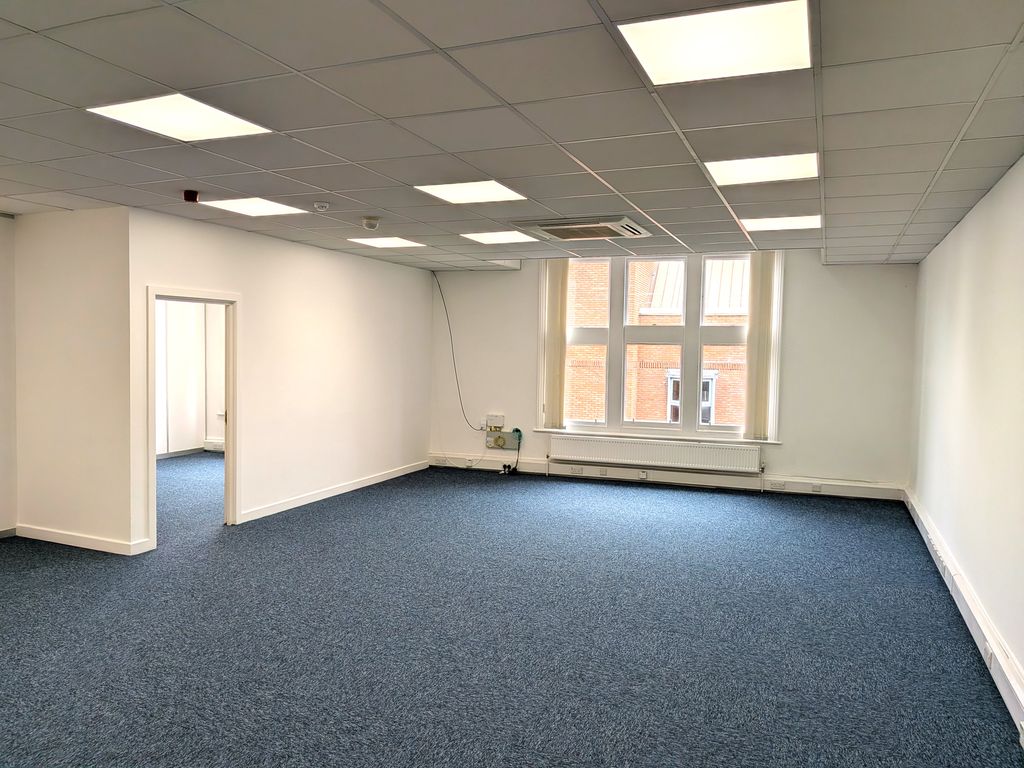 Property photo 2 of 3